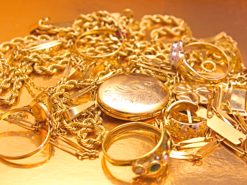 We buy gold